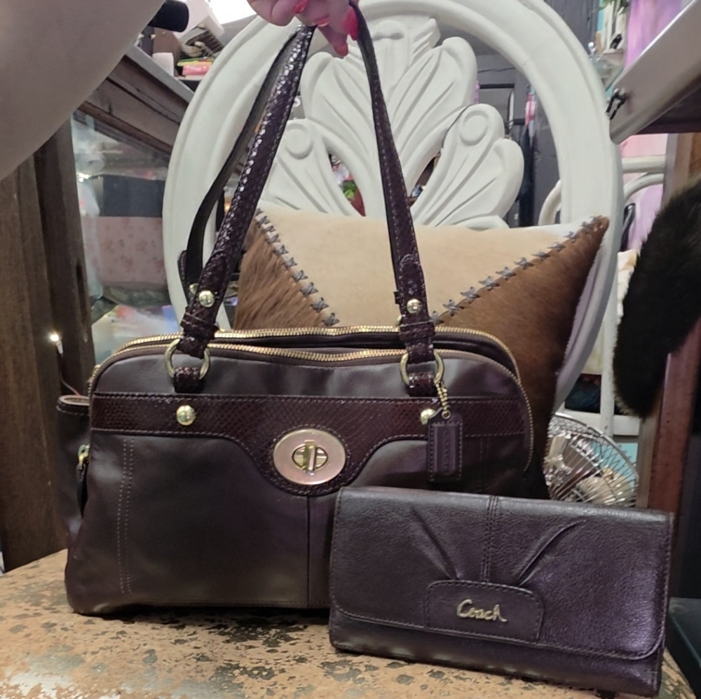 Coach Penelope Chocolate Brown Soft Leather Purse Shoukder Bag Wallet Set